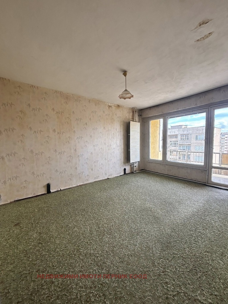 In vendita  1 camera da letto regione Pernik , Radomir , 66 mq | 18905645