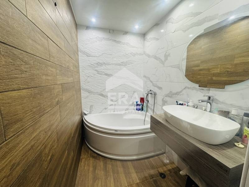 Продава 4-СТАЕН, гр. Варна, Възраждане 4, снимка 10 - Апартаменти - 52207257