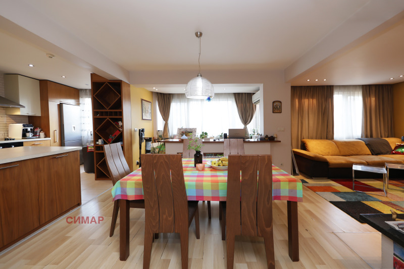 Продава МНОГОСТАЕН, гр. София, Манастирски ливади, снимка 3 - Апартаменти - 53197806