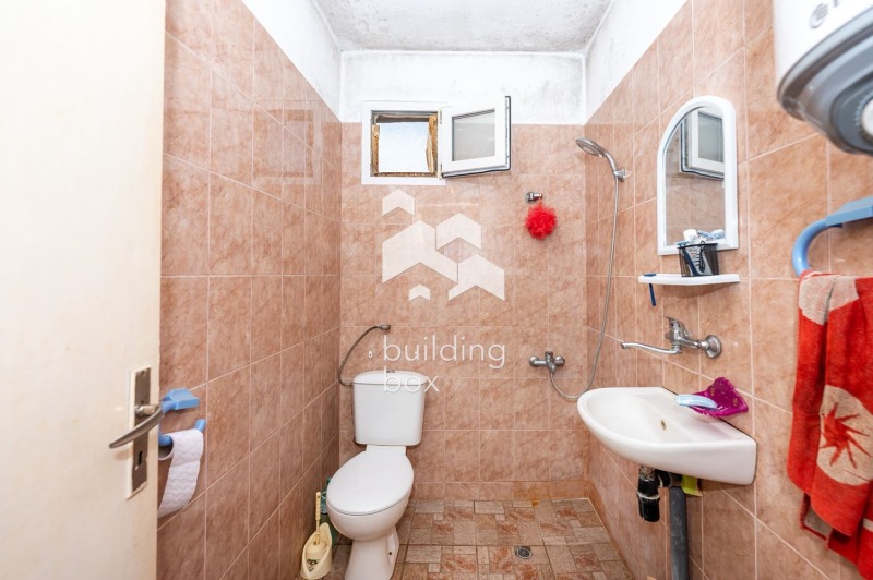 Продава КЪЩА, с. Труд, област Пловдив, снимка 8 - Къщи - 52968477