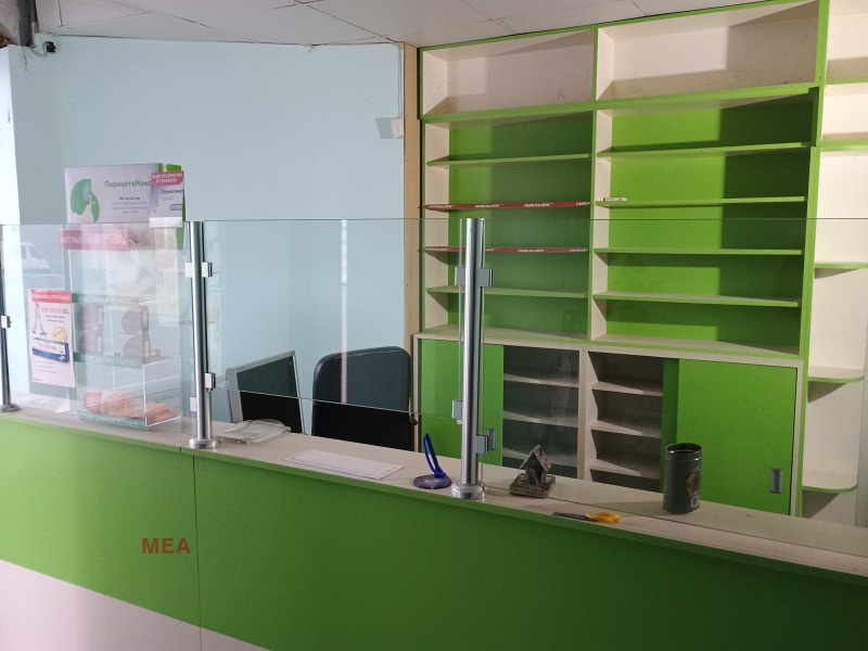 Продава МАГАЗИН в област Плевен, с. Горна Митрополия - 52 кв.м / При запитване, МЕА