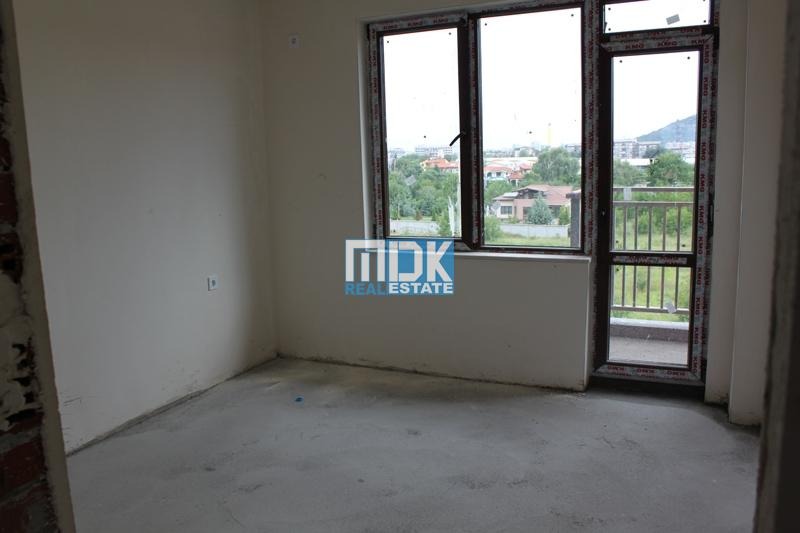 Продава 3-СТАЕН, гр. Пловдив, Остромила, снимка 2 - Апартаменти - 54569799