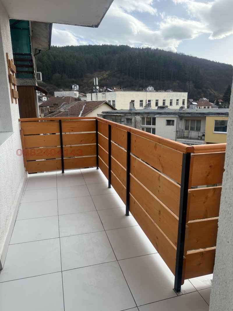 Продава МНОГОСТАЕН, гр. Трън, област Перник, снимка 3 - Апартаменти - 53156091