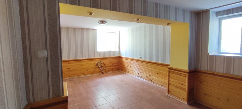 Продава  Къща област Шумен , гр. Каспичан , 179 кв.м | 74247253 - изображение [4]