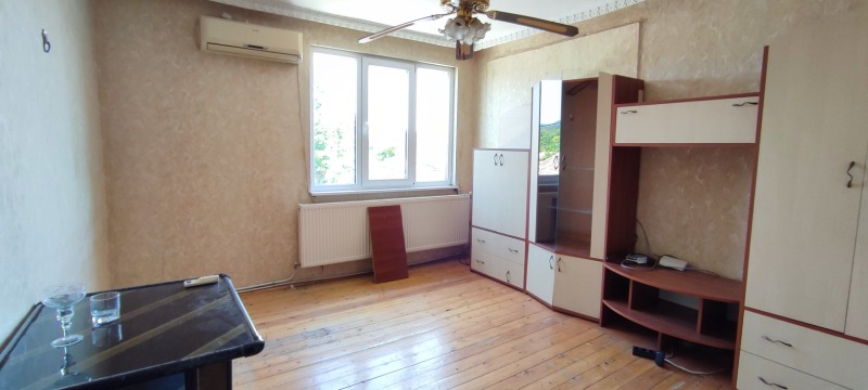 Продава  Къща област Шумен , гр. Каспичан , 179 кв.м | 74247253 - изображение [9]