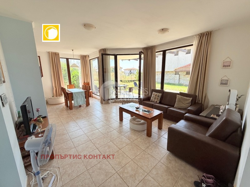 Продава КЪЩА, с. Кошарица, област Бургас, снимка 6 - Къщи - 52808526