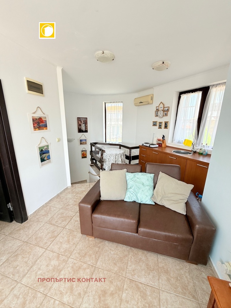 Продава КЪЩА, с. Кошарица, област Бургас, снимка 4 - Къщи - 52808526