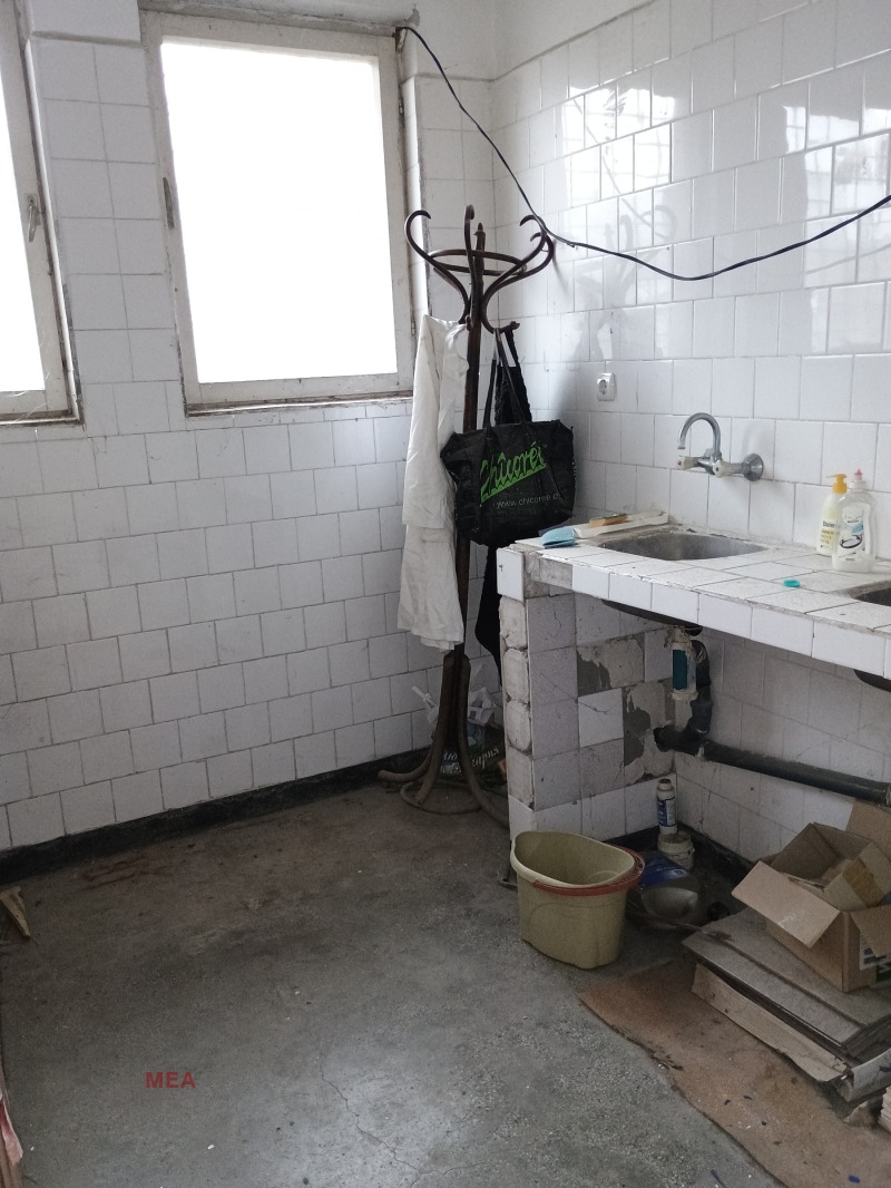 Продава МАГАЗИН, с. Горна Митрополия, област Плевен, снимка 4 - Магазини - 53251000