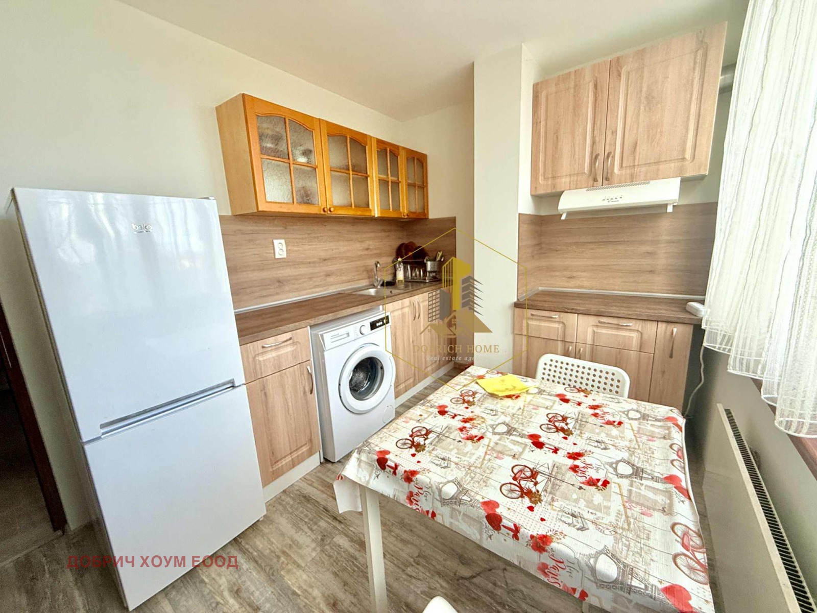 Продава 2-СТАЕН, гр. Добрич, Център, снимка 2 - Апартаменти - 53333379
