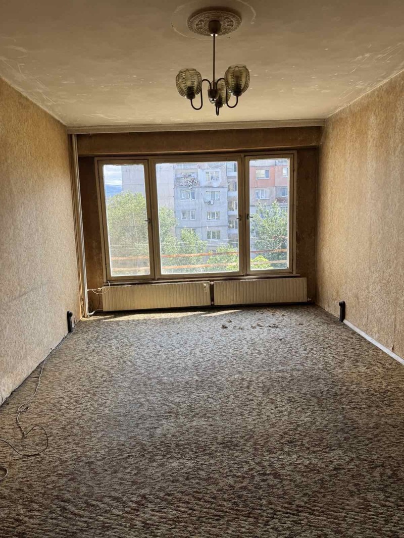 Till salu  Studio Pernik , Iztok , 45 kvm | 59039833 - bild [3]