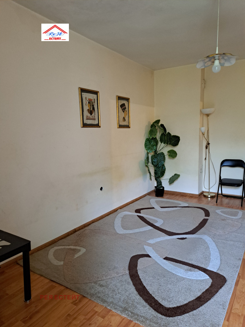 Te koop  Studio Pleven , Sjirok tsentar , 47 m² | 82930585
