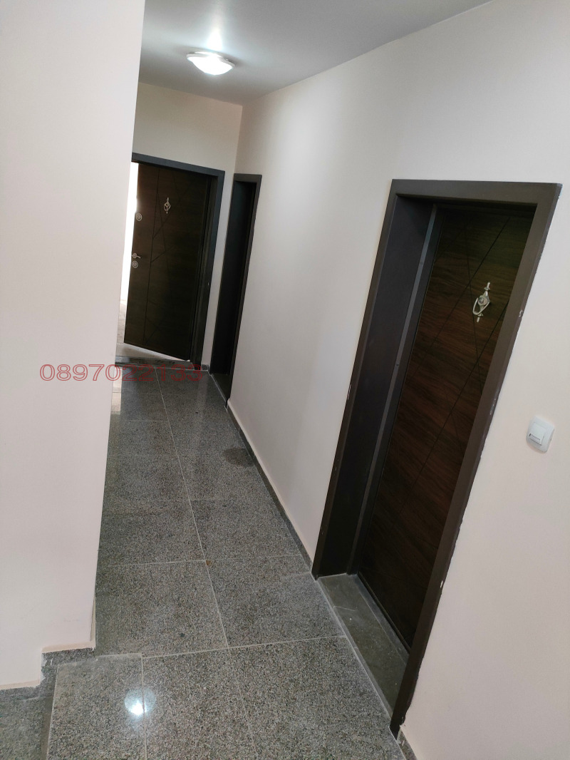 Продава  2-стаен град Разград , Бели Лом , 65 кв.м | 14799117 - изображение [3]