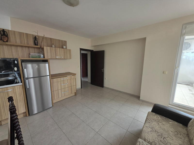 Продава 2-СТАЕН, гр. Поморие, област Бургас, снимка 2 - Апартаменти - 52266943