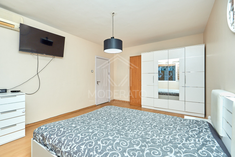 Продава  3-стаен град Бургас , Изгрев , 80 кв.м | 71167437 - изображение [3]