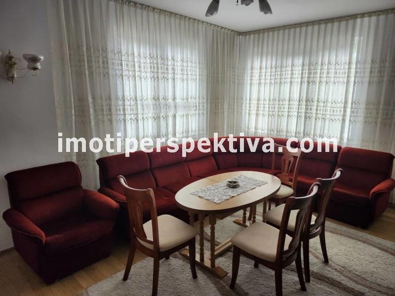En venta  2 dormitorios Plovdiv , Tsentar , 100 metros cuadrados | 12043304
