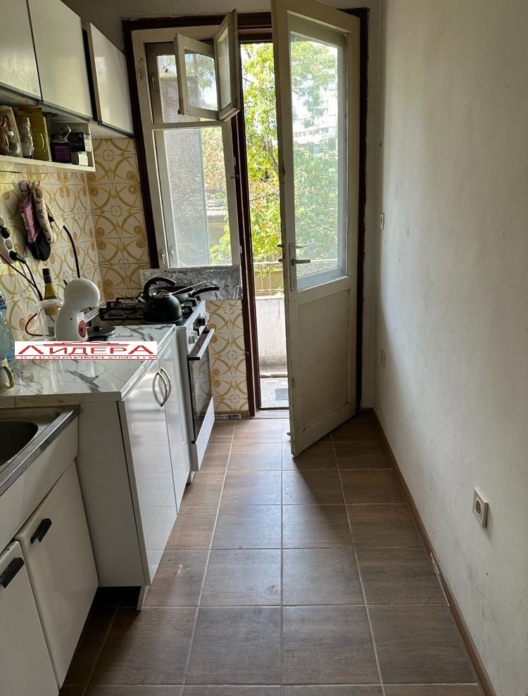 For Sale  3+ bedroom Plovdiv , Tsentar , 120 sq.m | 19518873 - image [4]