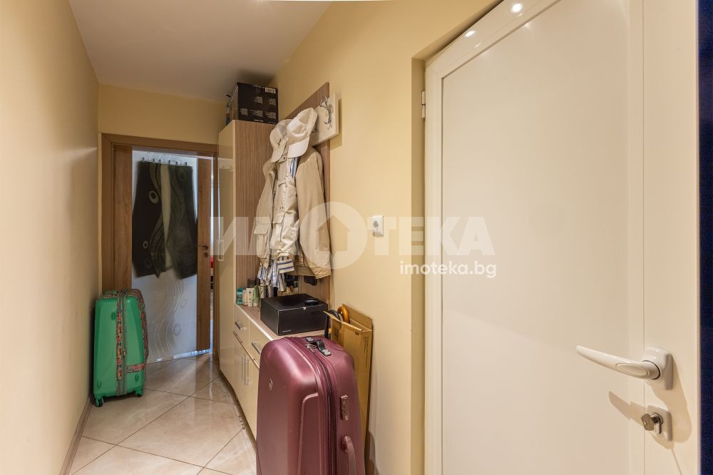 Продава 1-СТАЕН, гр. Варна, ЖП Гара, снимка 10 - Апартаменти - 55936321