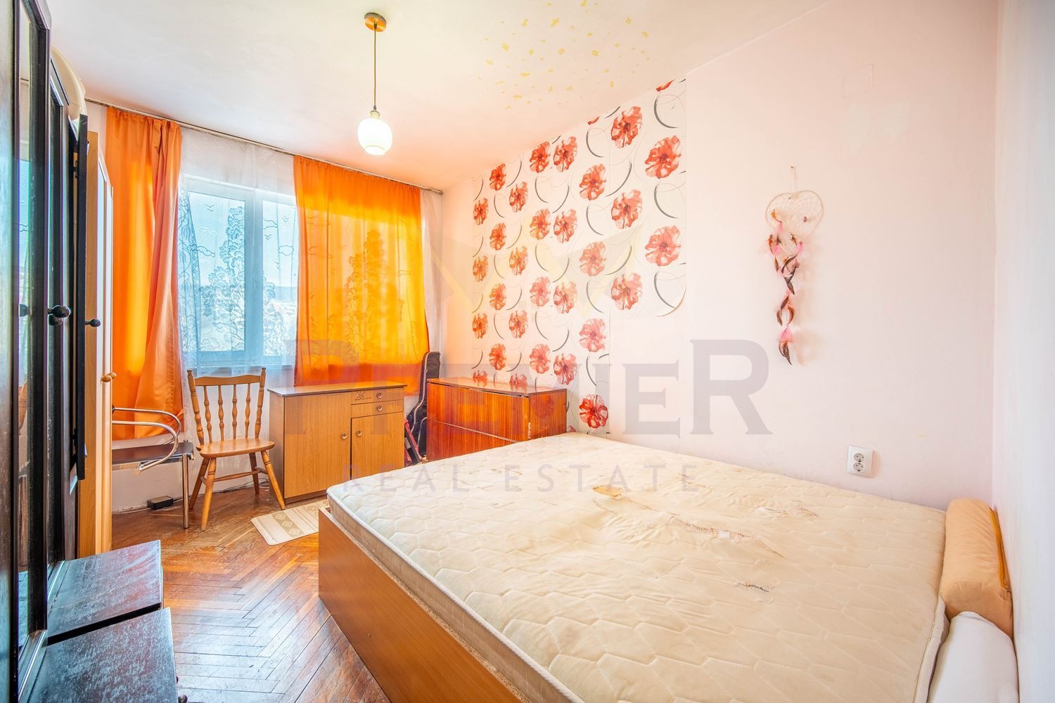 Продава 4-СТАЕН, гр. Варна, Базар Левски, снимка 5 - Апартаменти - 54223429