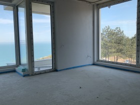 2 ložnice m-t Zelenika, Varna 1