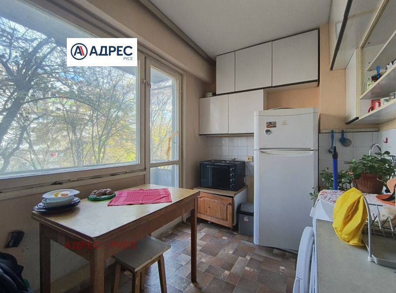 Продава 2-СТАЕН, гр. Русе, Възраждане, снимка 5 - Апартаменти - 52537098