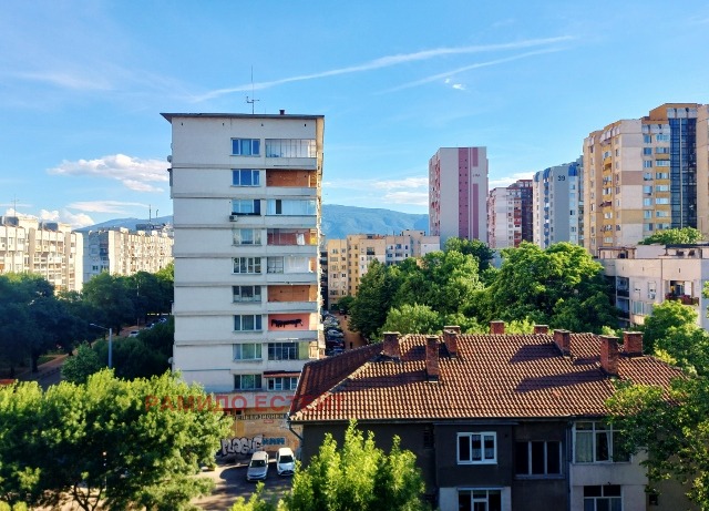 Продава 3-СТАЕН, гр. София, Банишора, снимка 4 - Апартаменти - 55137910