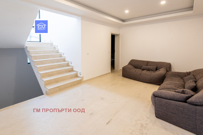 Продава КЪЩА, гр. Балчик, област Добрич, снимка 6 - Къщи - 47458795