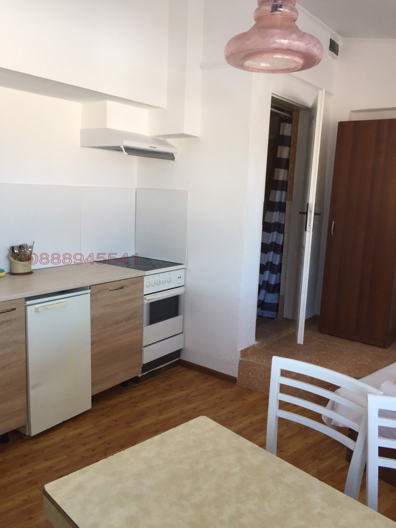 Продава ВИЛА, м-т Цигов чарк, област Пазарджик, снимка 14 - Вили - 52782686