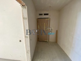 Студио Левски 1, Варна 4