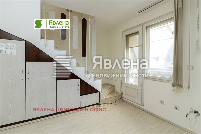 Продава 3-СТАЕН, гр. София, Център, снимка 7 - Aпартаменти - 48121471