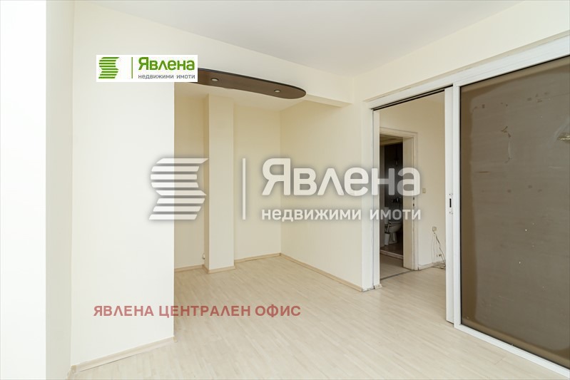 Продава 3-СТАЕН, гр. София, Център, снимка 9 - Aпартаменти - 48121471