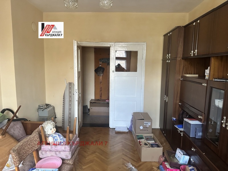 Продава  3-стаен град Кърджали , Център , 74 кв.м | 85317345 - изображение [3]