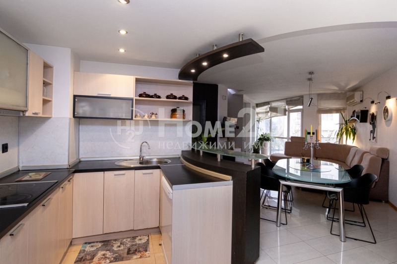 En venta  2 dormitorios Sofia , Izgrev , 310 metros cuadrados | 98803465 - imagen [2]