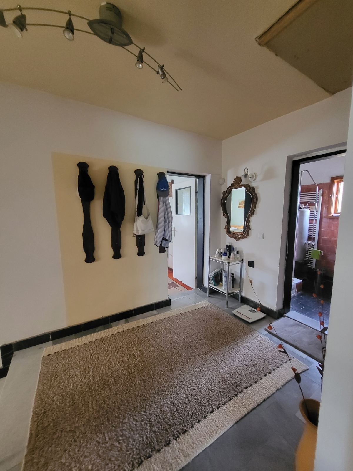 Продава КЪЩА, с. Скобелево, област Ловеч, снимка 8 - Къщи - 50122952