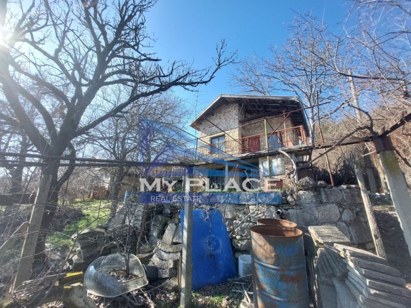 Продава ВИЛА в град Шумен, м-т Под Манастира - 65 кв.м / 29 000 € » 56 719.07 лв., МАЙ ПЛЕЙС
