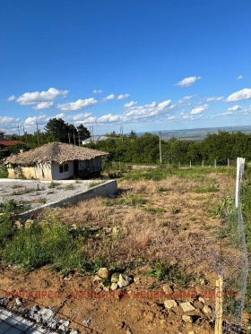 σπίτι Μομηνο, περιοχή Ταργκόβιστε