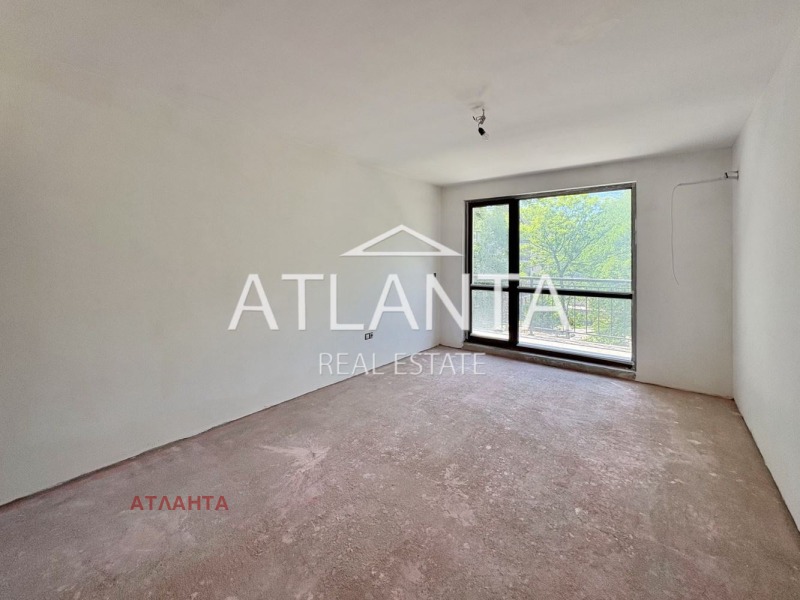 En venta  1 dormitorio Varna , k.k. Sv.Sv. Konstantin i Elena , 71 metros cuadrados | 54043330