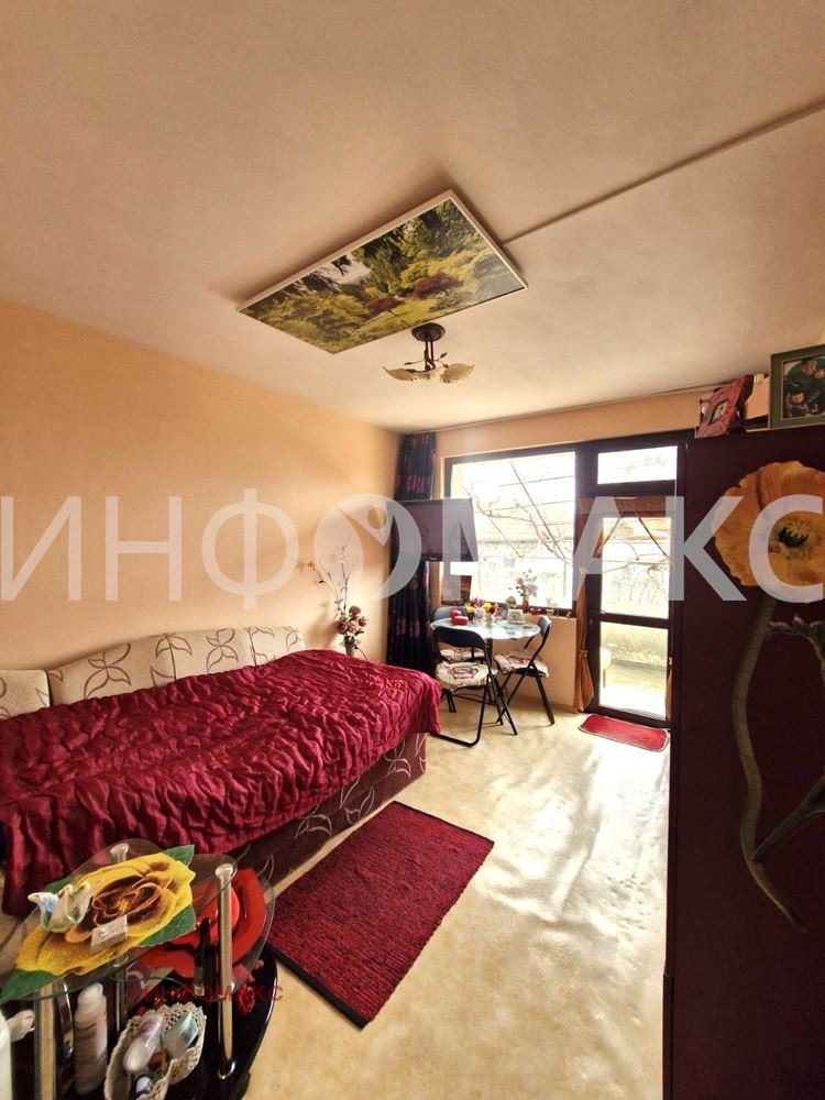 Продава КЪЩА, гр. Бургас, Банево, снимка 2 - Къщи - 48293882