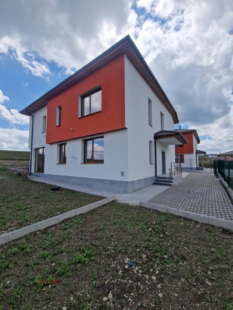 Te koop  Huis regio Sofia , Cherakovo , 235 m² | 91103760 - afbeelding [5]