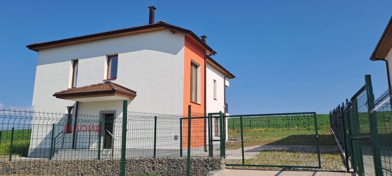 Продава  Къща област София , с. Хераково , 235 кв.м | 91103760 - изображение [5]