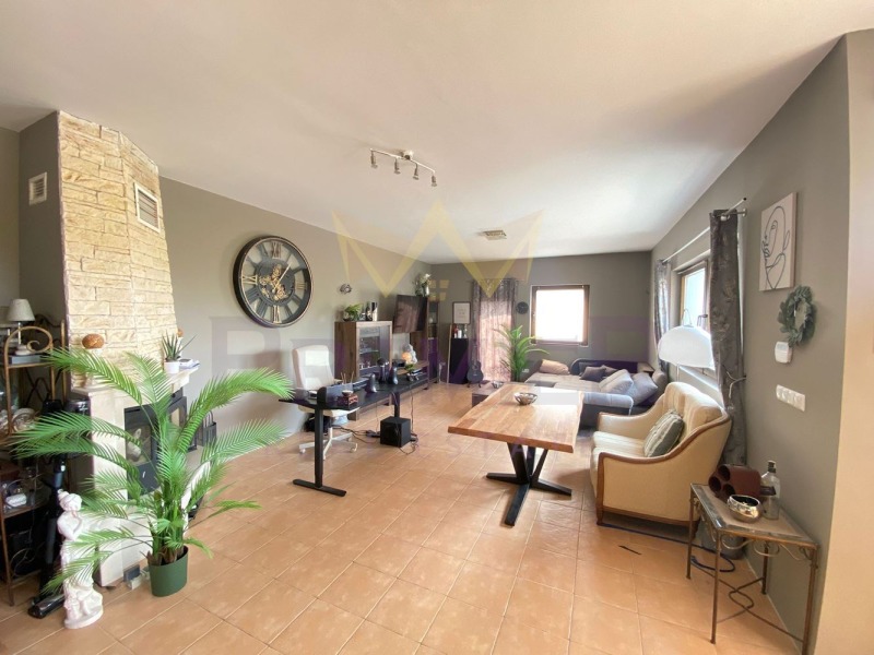 Eladó  Ház Varna , Izgrev , 120 négyzetméter | 52306074 - kép [4]