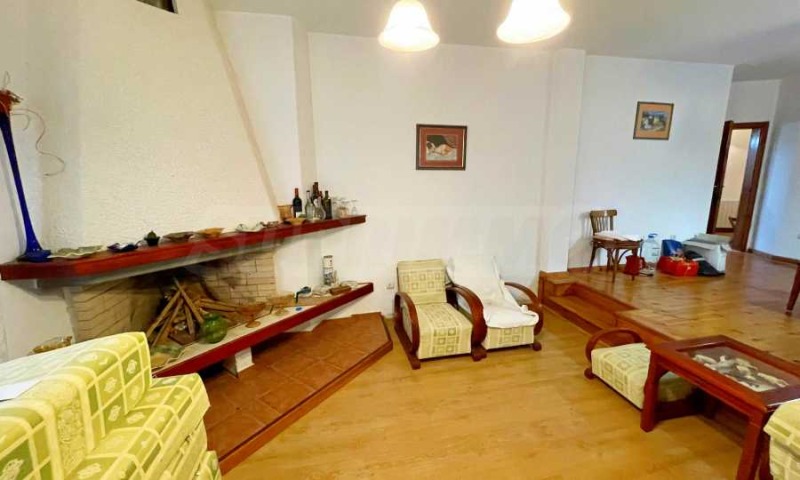 Продава КЪЩА, с. Крапец, област Добрич, снимка 14 - Къщи - 52739714