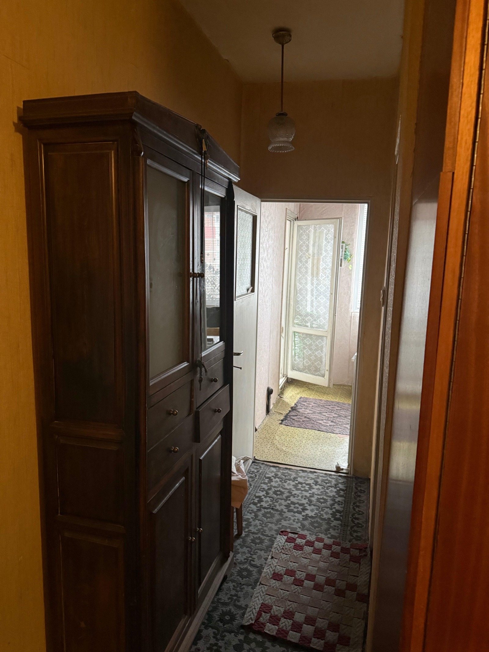 Продава 1-СТАЕН, гр. София, Света Троица