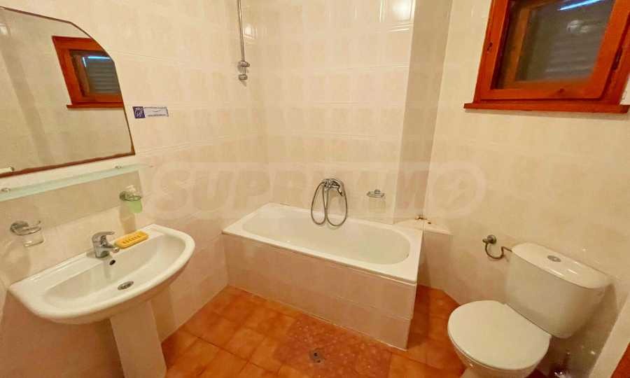 Продава КЪЩА, с. Крапец, област Добрич, снимка 16 - Къщи - 52739714