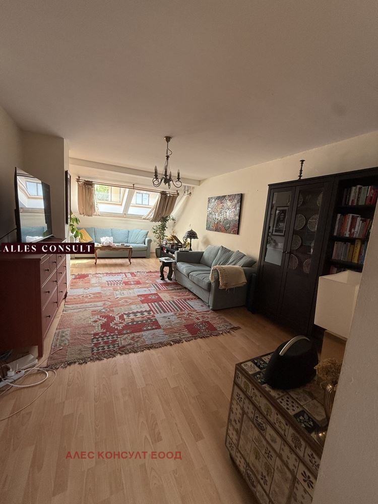 En venta  2 dormitorios Sofia , v.z.Kinotsentara 3 chast , 130 metros cuadrados | 87657928 - imagen [4]