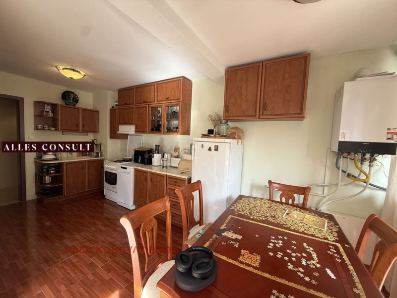 En venta  2 dormitorios Sofia , v.z.Kinotsentara 3 chast , 130 metros cuadrados | 87657928 - imagen [6]