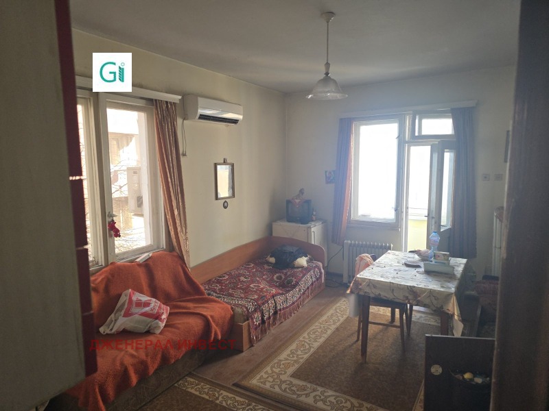 Продава 4-СТАЕН, гр. Благоевград, Идеален център, снимка 3 - Апартаменти - 53147494