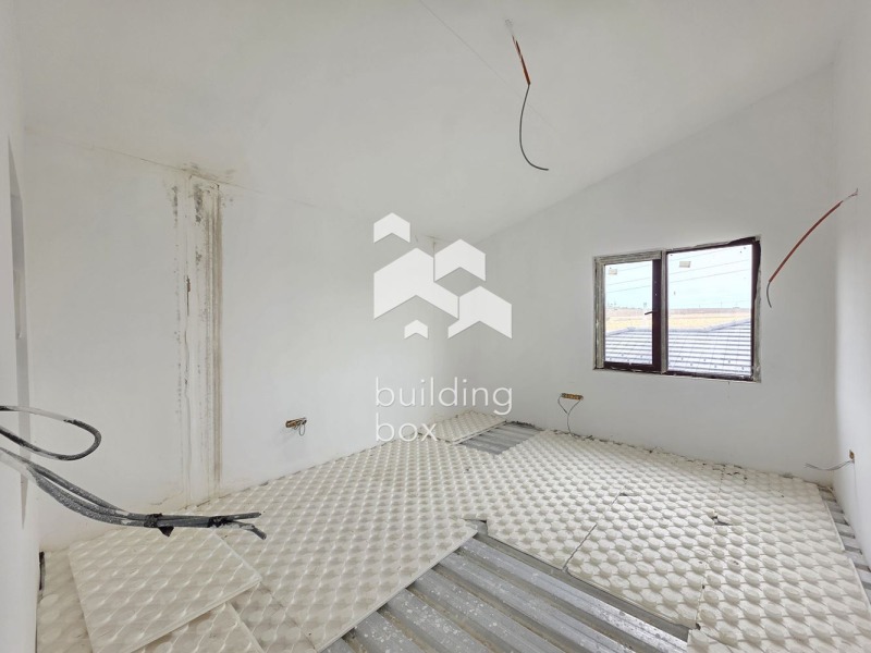 Продава КЪЩА, с. Гурмазово, област София област, снимка 15 - Къщи - 53190155