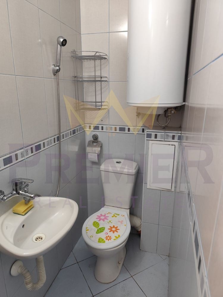 Продава МАГАЗИН, гр. Варна, Лятно кино Тракия, снимка 9 - Магазини - 53590611