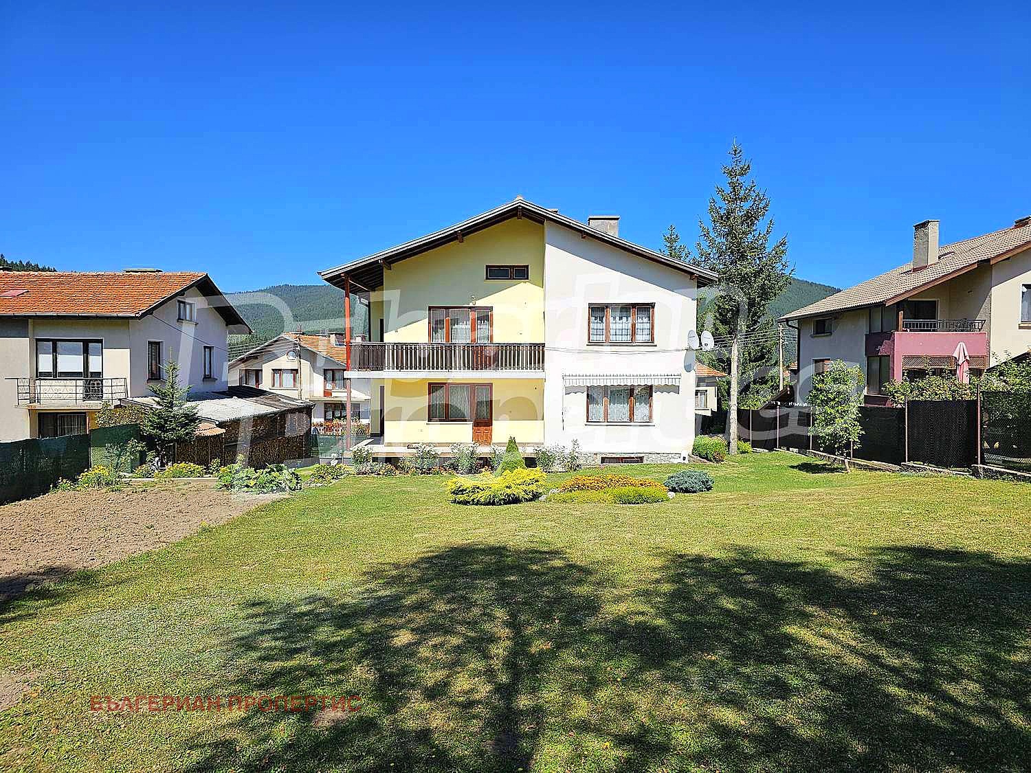 Продава КЪЩА, с. Говедарци, област София област, снимка 2 - Къщи - 42204229