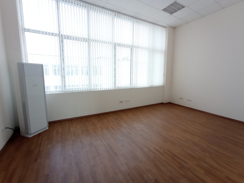 À venda  Escritório Sofia , 7-mi 11-ti kilometar , 463 m² | 65377551 - imagem [3]